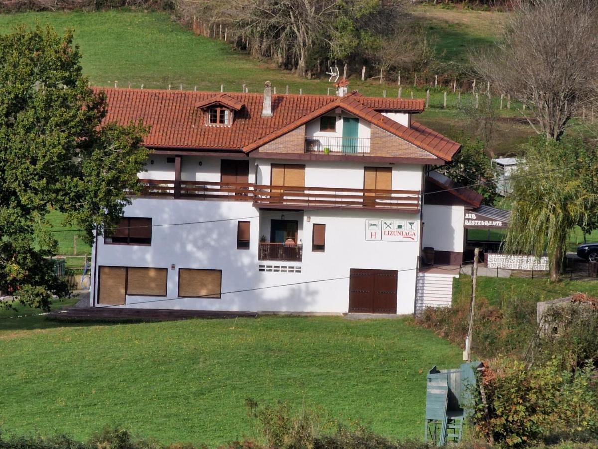 Hostal Lizuniaga Bera  Exterior foto