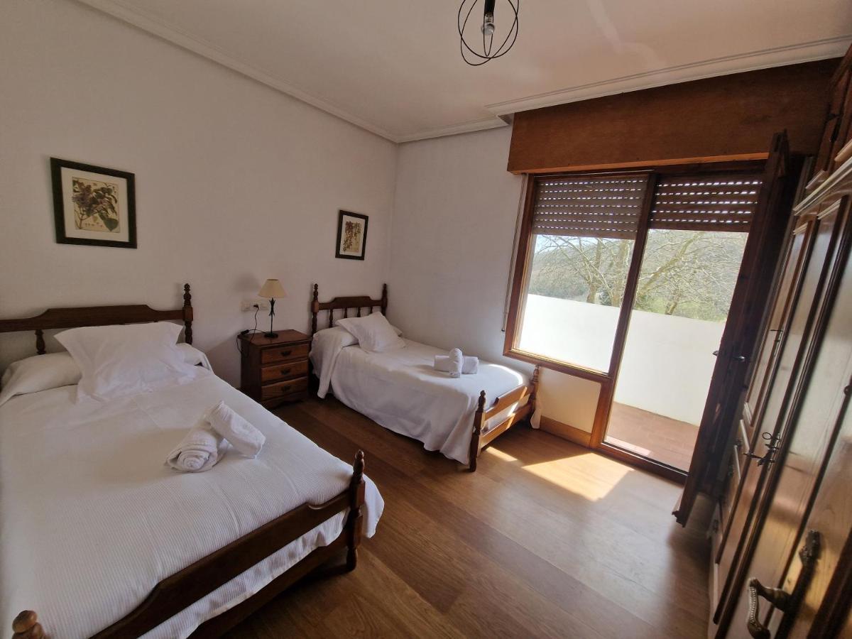Hostal Lizuniaga Bera  Exterior foto